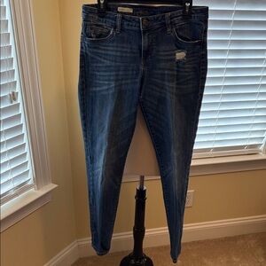 Kut from the Kloth Distressed Dark Blue Straight Jeans